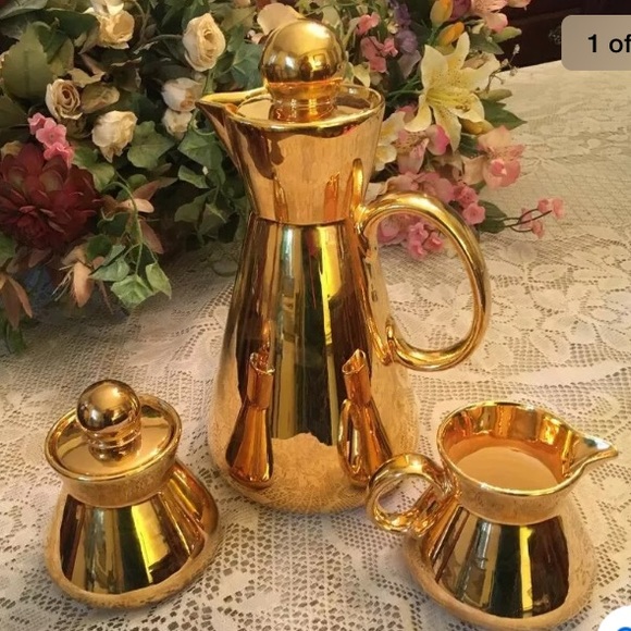Gorgeous Vintage Gold Tea Set